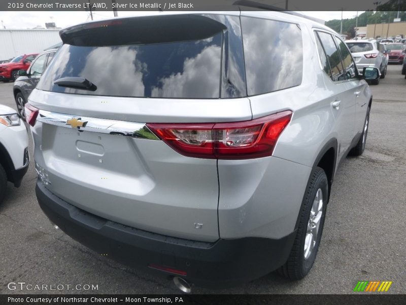 Silver Ice Metallic / Jet Black 2019 Chevrolet Traverse LT AWD