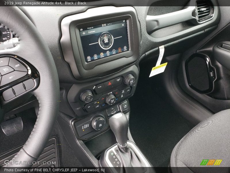 Black / Black 2019 Jeep Renegade Altitude 4x4