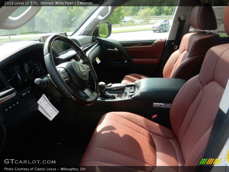 Eminent White Pearl / Cabernet 2019 Lexus LX 570
