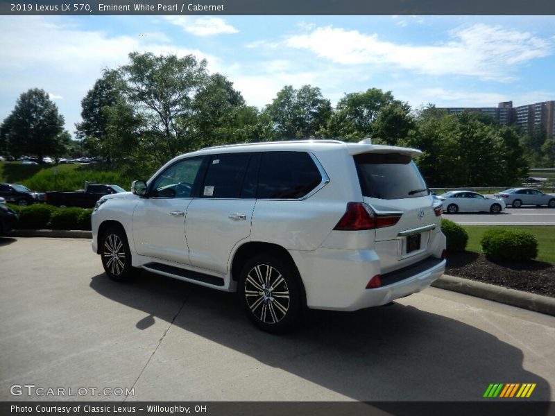 Eminent White Pearl / Cabernet 2019 Lexus LX 570