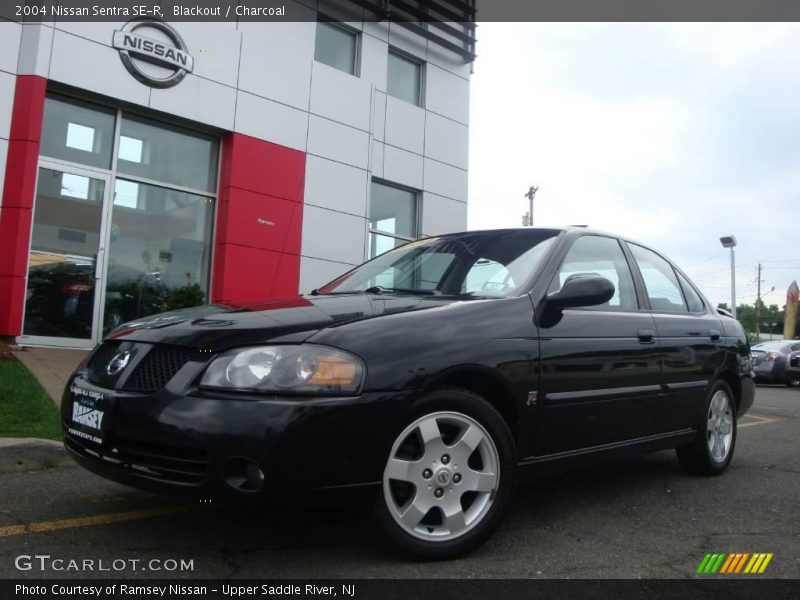 Blackout / Charcoal 2004 Nissan Sentra SE-R