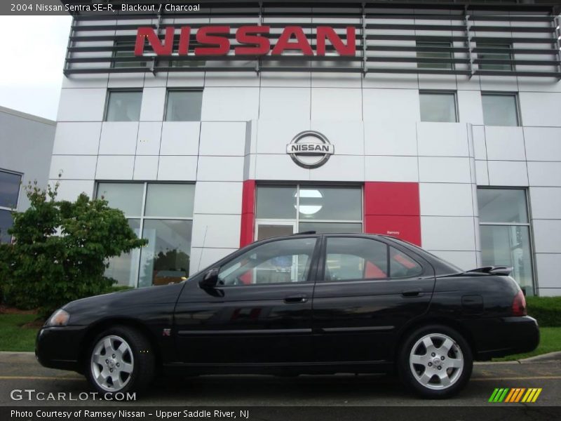 Blackout / Charcoal 2004 Nissan Sentra SE-R