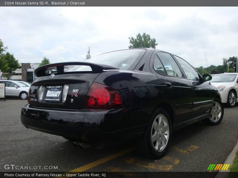 Blackout / Charcoal 2004 Nissan Sentra SE-R