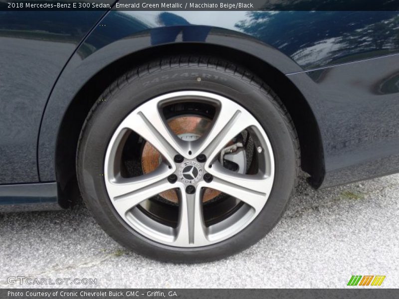 Emerald Green Metallic / Macchiato Beige/Black 2018 Mercedes-Benz E 300 Sedan