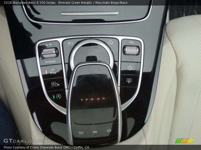 Emerald Green Metallic / Macchiato Beige/Black 2018 Mercedes-Benz E 300 Sedan