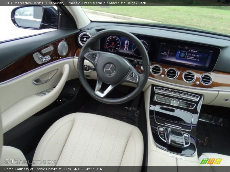 Emerald Green Metallic / Macchiato Beige/Black 2018 Mercedes-Benz E 300 Sedan