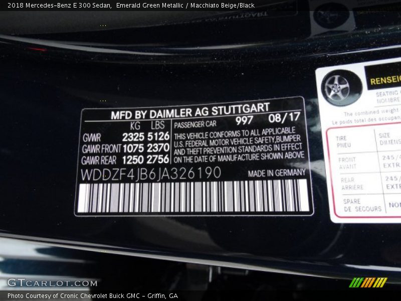 Emerald Green Metallic / Macchiato Beige/Black 2018 Mercedes-Benz E 300 Sedan