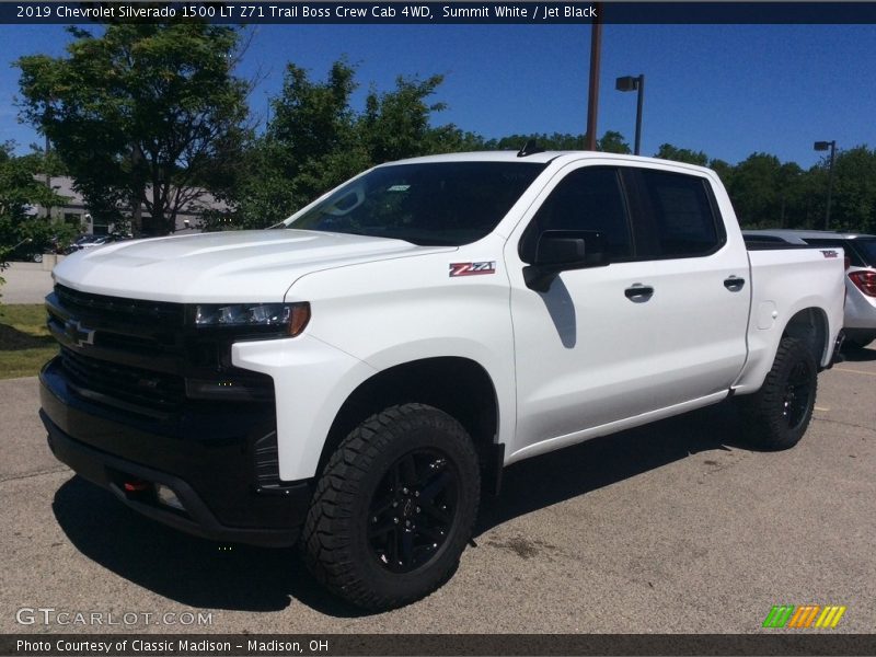 Summit White / Jet Black 2019 Chevrolet Silverado 1500 LT Z71 Trail Boss Crew Cab 4WD