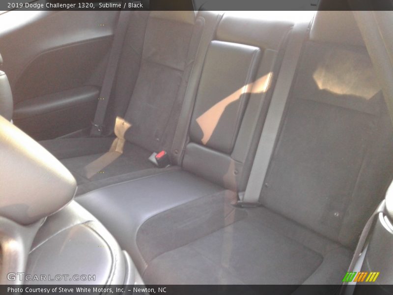 Sublime / Black 2019 Dodge Challenger 1320