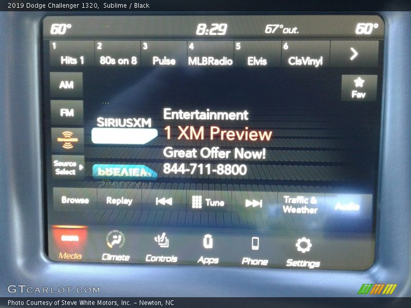 Sublime / Black 2019 Dodge Challenger 1320