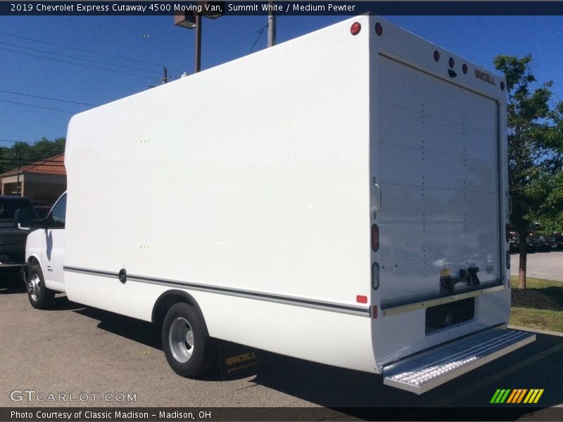 Summit White / Medium Pewter 2019 Chevrolet Express Cutaway 4500 Moving Van