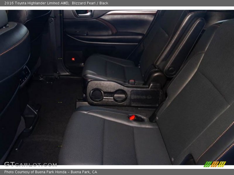 Blizzard Pearl / Black 2016 Toyota Highlander Limited AWD