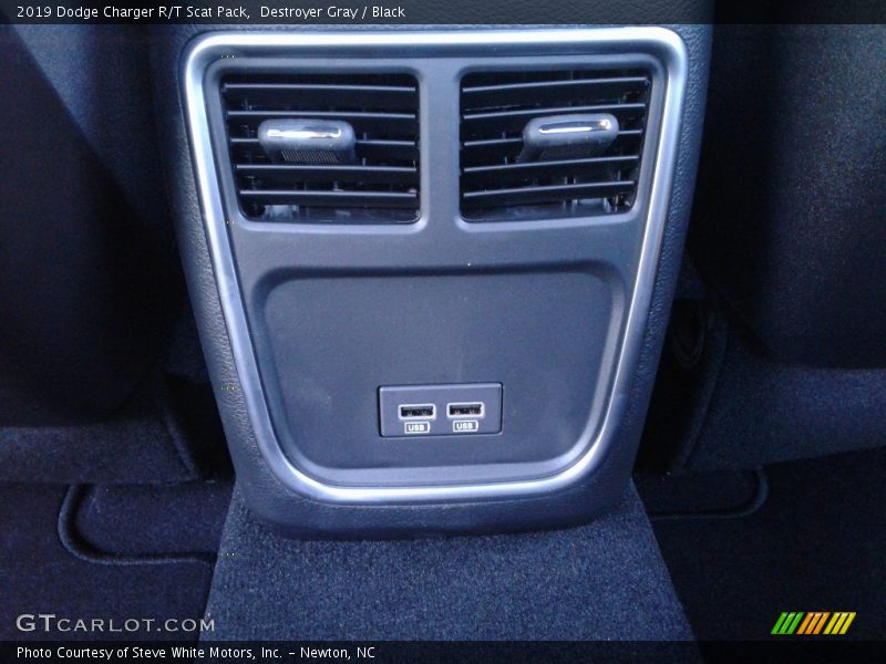 Destroyer Gray / Black 2019 Dodge Charger R/T Scat Pack