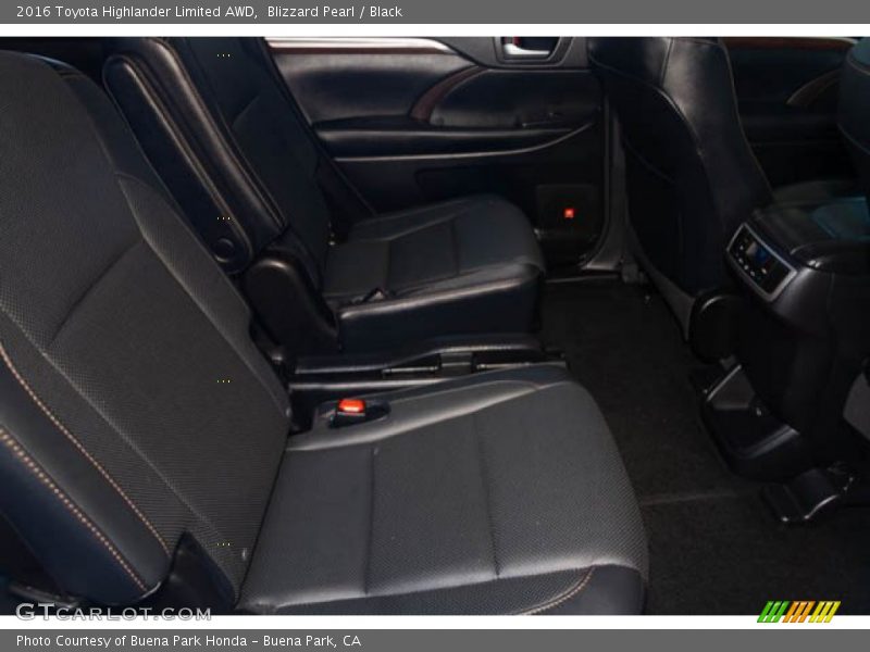 Blizzard Pearl / Black 2016 Toyota Highlander Limited AWD
