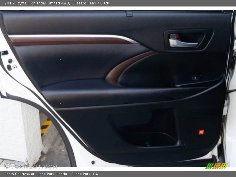 Blizzard Pearl / Black 2016 Toyota Highlander Limited AWD