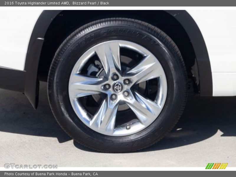 Blizzard Pearl / Black 2016 Toyota Highlander Limited AWD