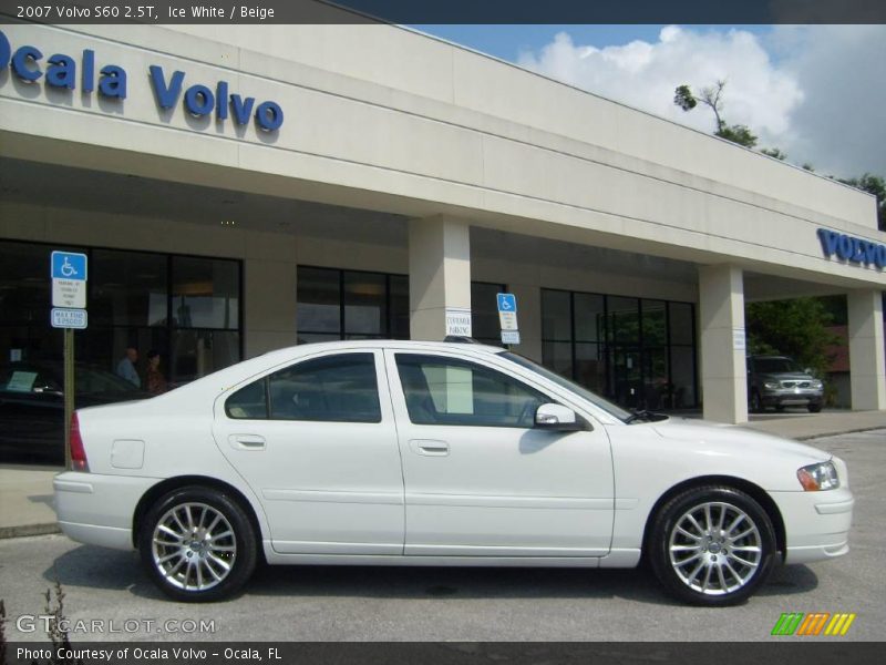 Ice White / Beige 2007 Volvo S60 2.5T