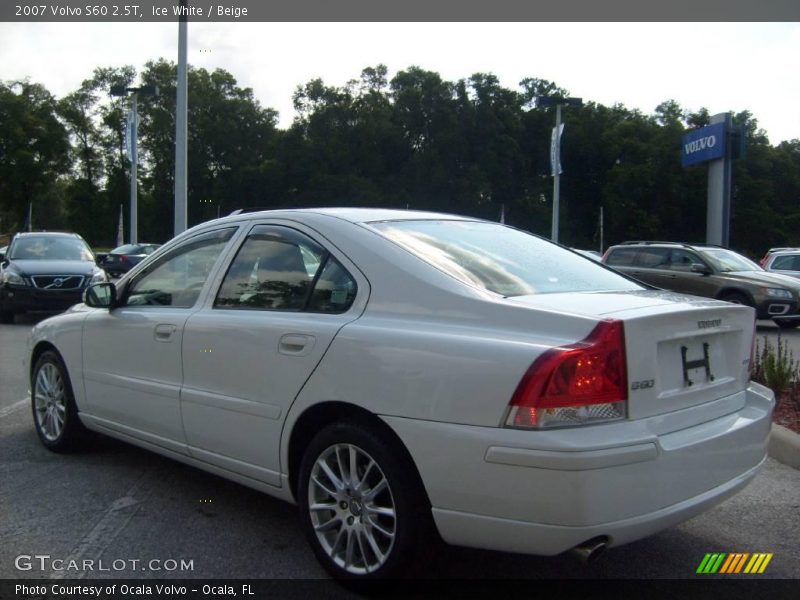 Ice White / Beige 2007 Volvo S60 2.5T