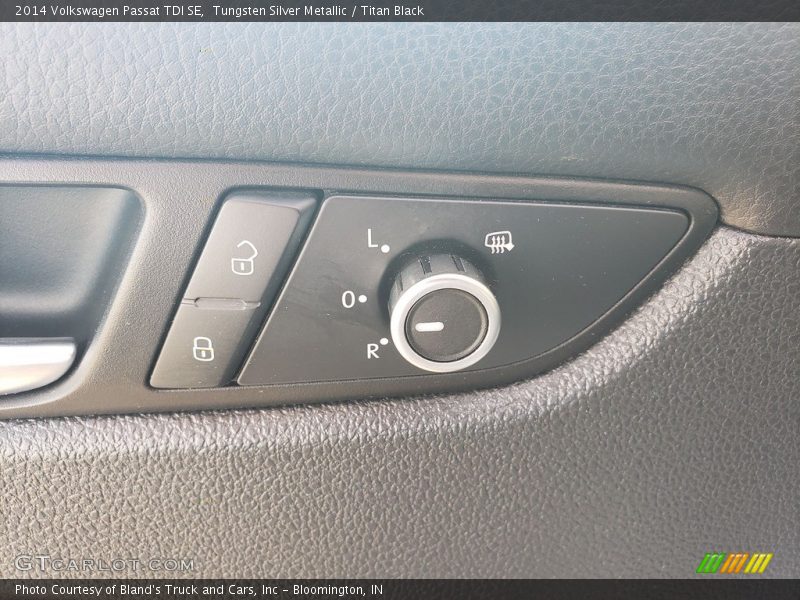 Tungsten Silver Metallic / Titan Black 2014 Volkswagen Passat TDI SE