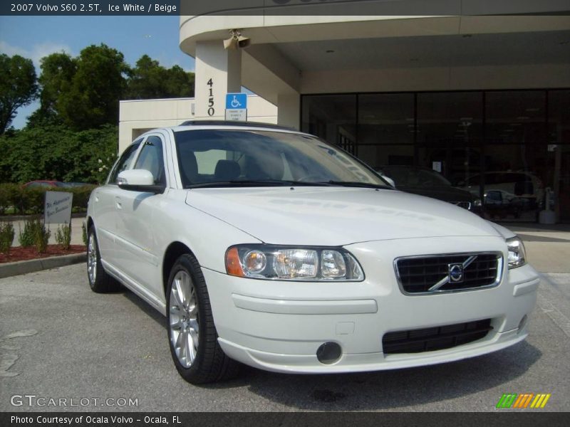 Ice White / Beige 2007 Volvo S60 2.5T
