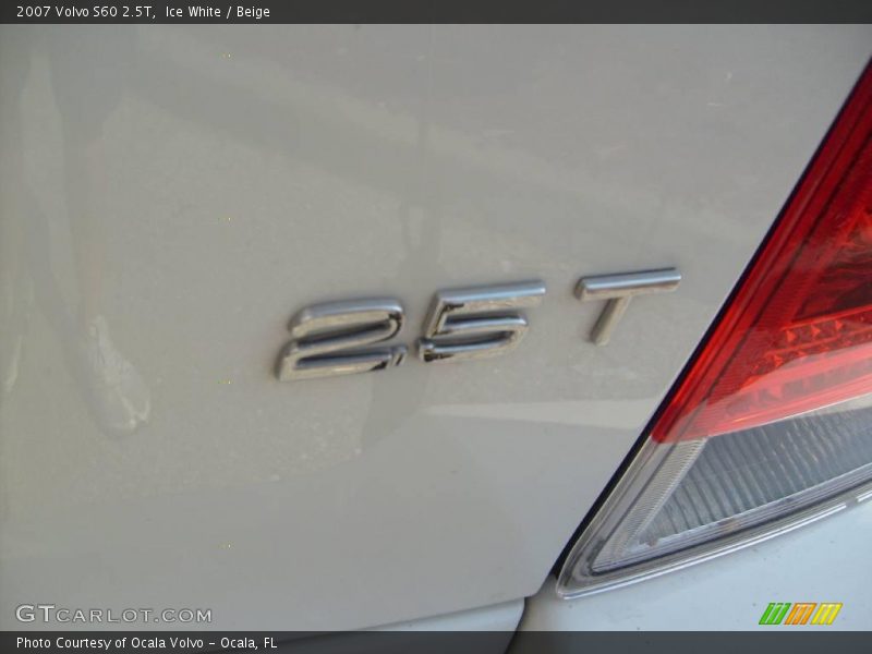 Ice White / Beige 2007 Volvo S60 2.5T