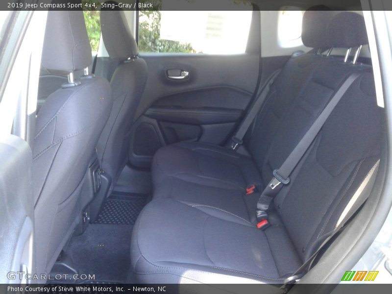 Sting-Gray / Black 2019 Jeep Compass Sport 4x4