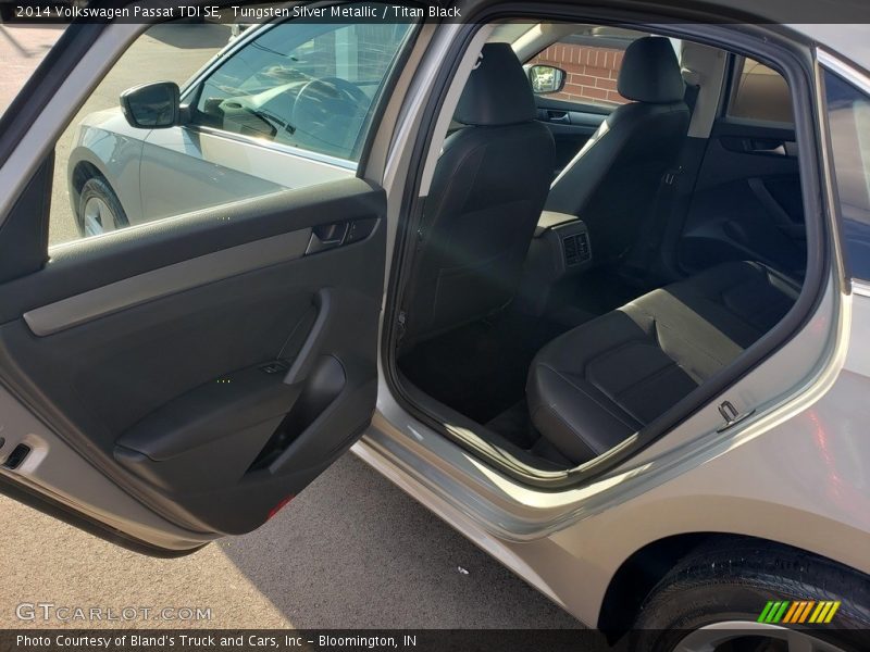 Tungsten Silver Metallic / Titan Black 2014 Volkswagen Passat TDI SE