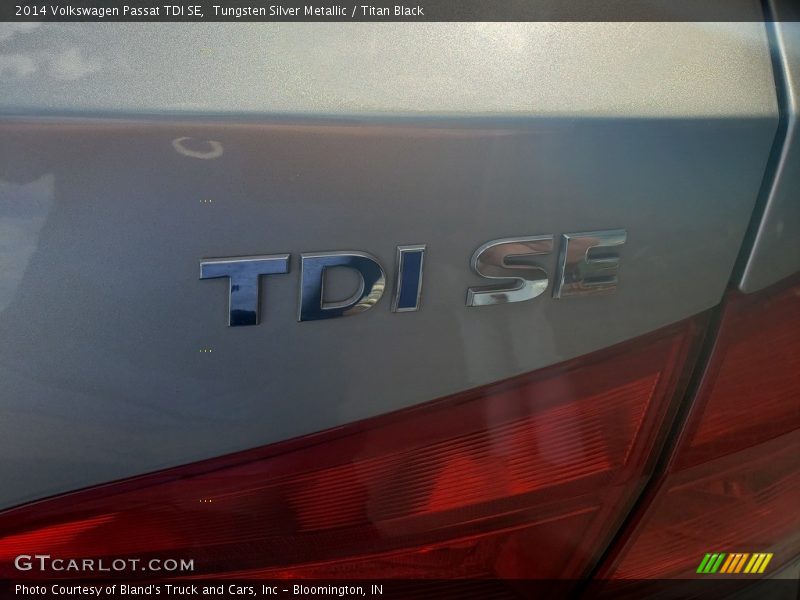 Tungsten Silver Metallic / Titan Black 2014 Volkswagen Passat TDI SE