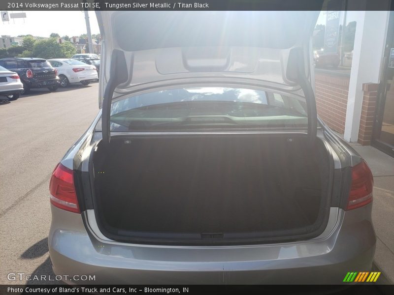 Tungsten Silver Metallic / Titan Black 2014 Volkswagen Passat TDI SE
