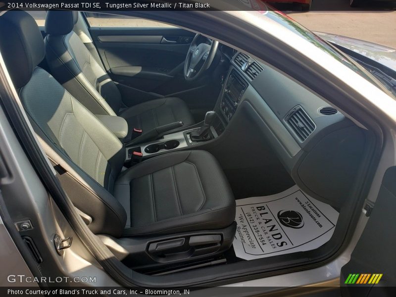 Tungsten Silver Metallic / Titan Black 2014 Volkswagen Passat TDI SE
