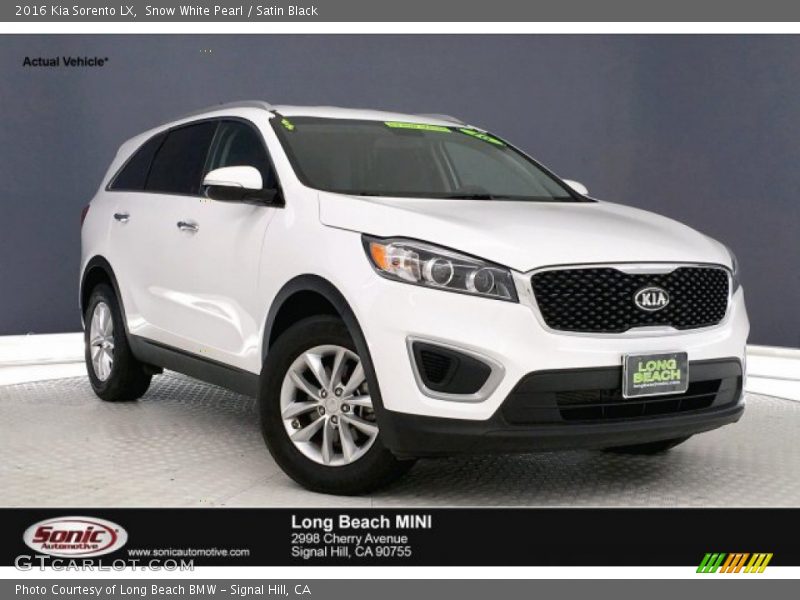 Snow White Pearl / Satin Black 2016 Kia Sorento LX