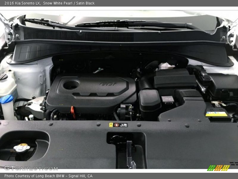 Snow White Pearl / Satin Black 2016 Kia Sorento LX