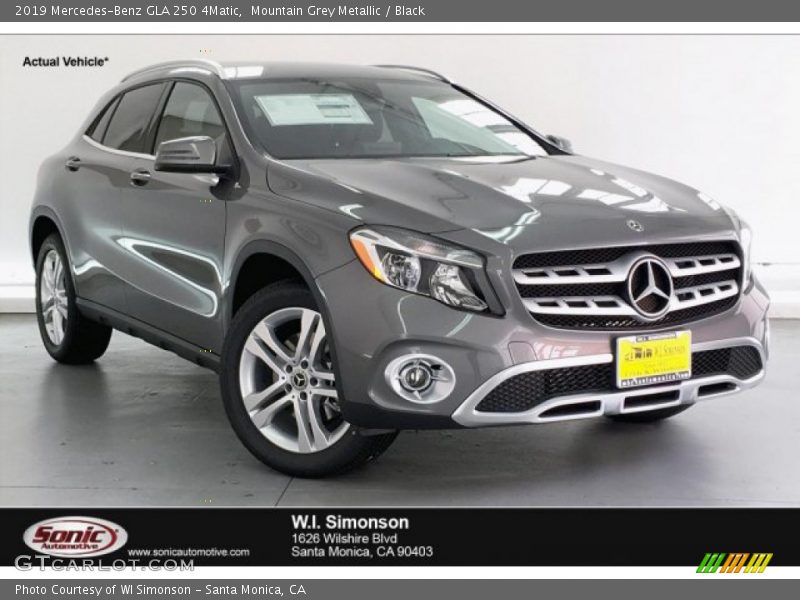 Mountain Grey Metallic / Black 2019 Mercedes-Benz GLA 250 4Matic