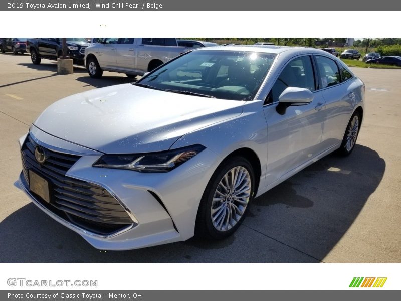 Wind Chill Pearl / Beige 2019 Toyota Avalon Limited
