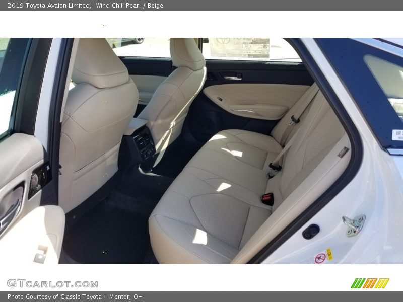 Wind Chill Pearl / Beige 2019 Toyota Avalon Limited