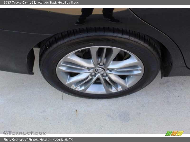 Attitude Black Metallic / Black 2015 Toyota Camry SE