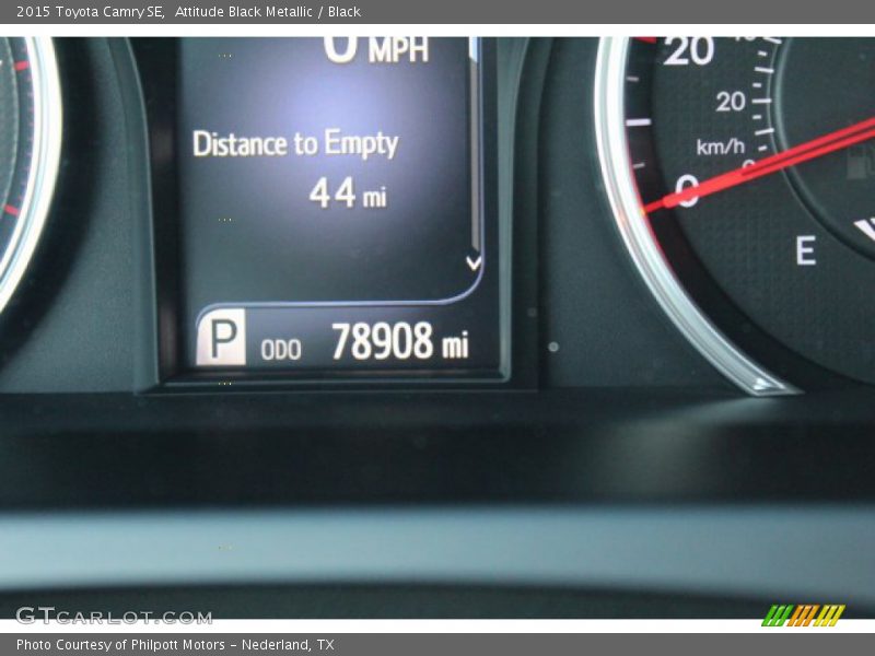 Attitude Black Metallic / Black 2015 Toyota Camry SE