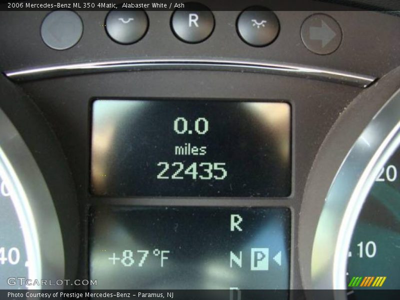 Alabaster White / Ash 2006 Mercedes-Benz ML 350 4Matic
