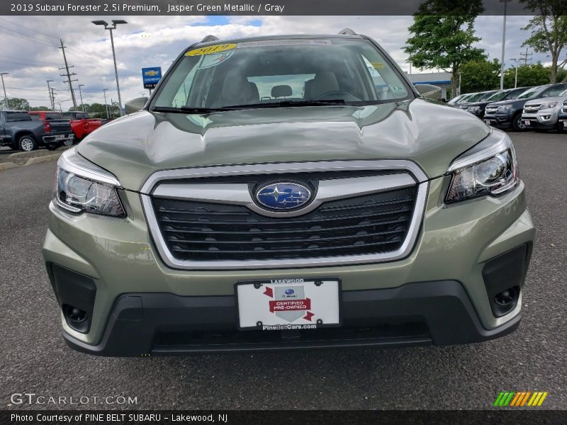 Jasper Green Metallic / Gray 2019 Subaru Forester 2.5i Premium