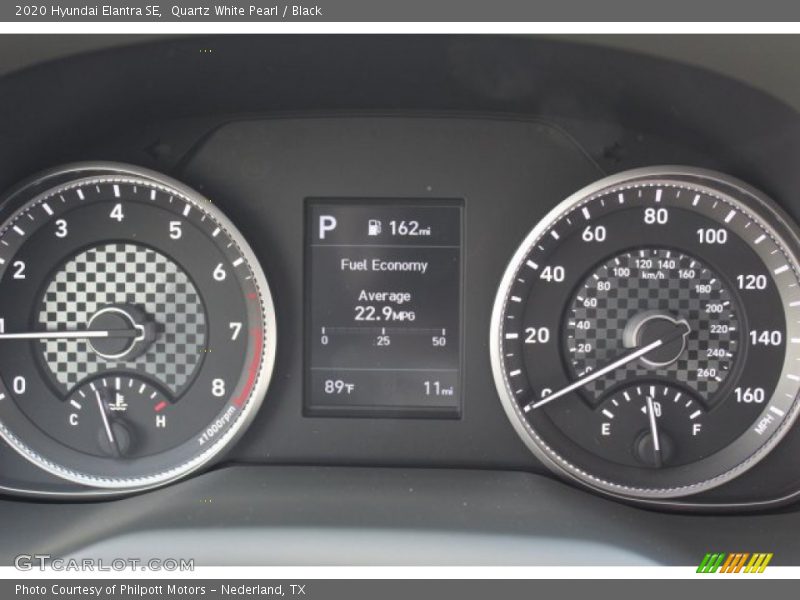 Quartz White Pearl / Black 2020 Hyundai Elantra SE
