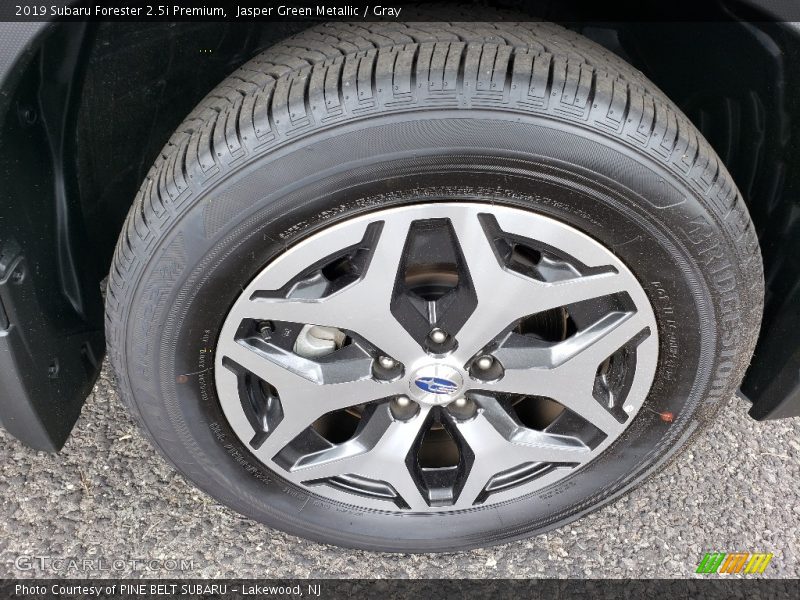 Jasper Green Metallic / Gray 2019 Subaru Forester 2.5i Premium
