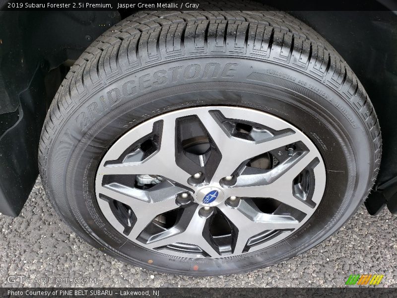 Jasper Green Metallic / Gray 2019 Subaru Forester 2.5i Premium