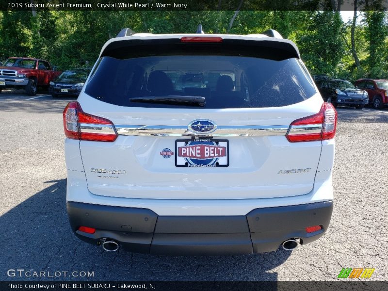 Crystal White Pearl / Warm Ivory 2019 Subaru Ascent Premium