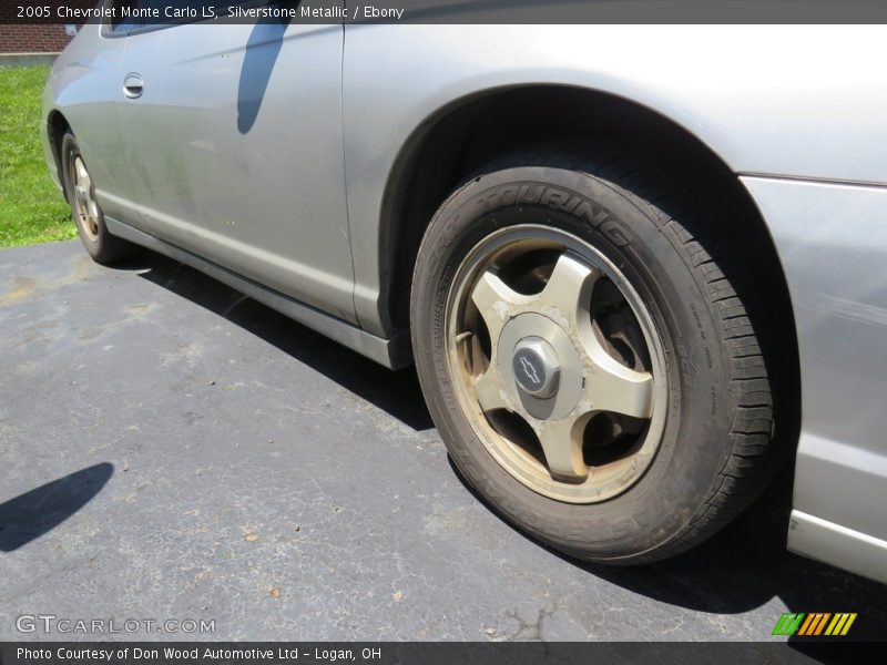 Silverstone Metallic / Ebony 2005 Chevrolet Monte Carlo LS
