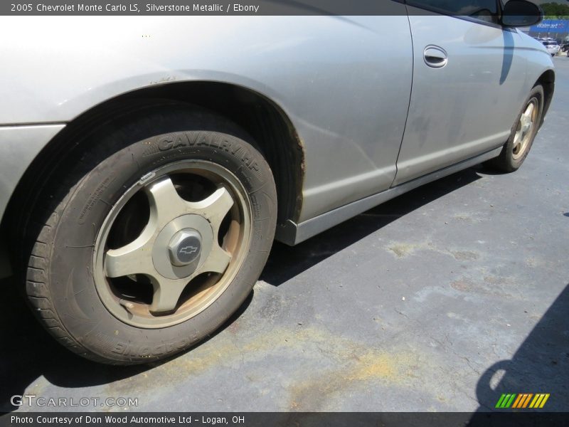 Silverstone Metallic / Ebony 2005 Chevrolet Monte Carlo LS
