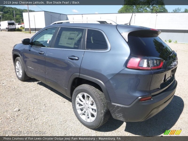 Blue Shade Pearl / Black 2019 Jeep Cherokee Latitude