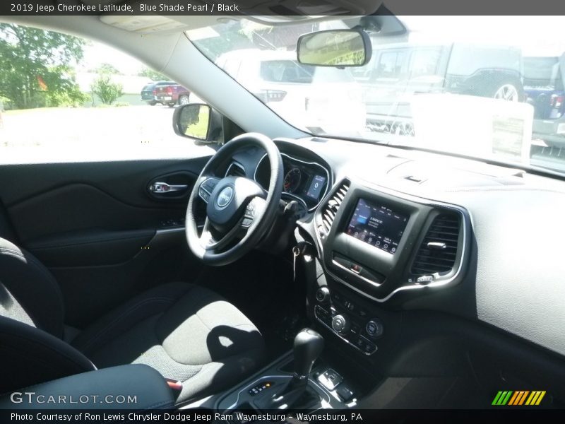 Blue Shade Pearl / Black 2019 Jeep Cherokee Latitude