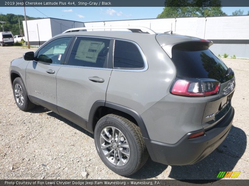 Sting-Gray / Black 2019 Jeep Cherokee Latitude Plus 4x4