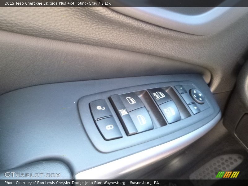 Sting-Gray / Black 2019 Jeep Cherokee Latitude Plus 4x4