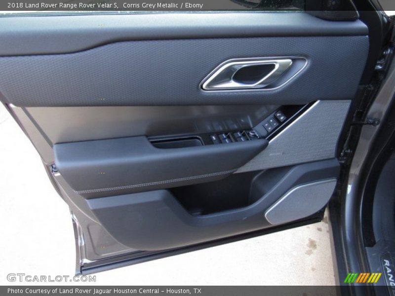 Corris Grey Metallic / Ebony 2018 Land Rover Range Rover Velar S